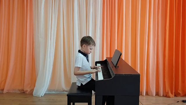 Калинин Павел 7 лет, Д. Тюрк "Весёлый ганс"