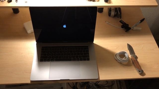 2018 i7 6-core MacBook Pro unboxing and setup