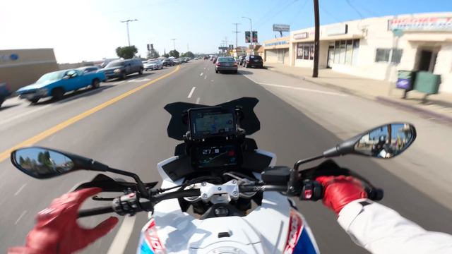 TAKING THE S1000 XR TO A CHILL BIKE MEET