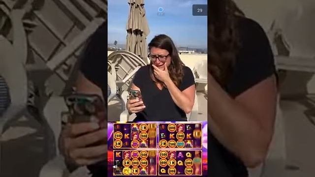 Играю в Анжелу Вика Плей