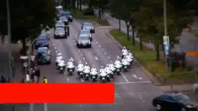 Как ездят западные чиновники? И почему?