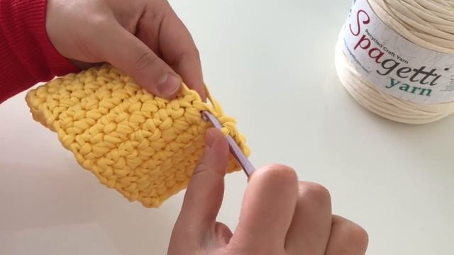 Penye İpten Sıralı Saç Örgü Modelli Çanta Yapımı - 1. Bölüm