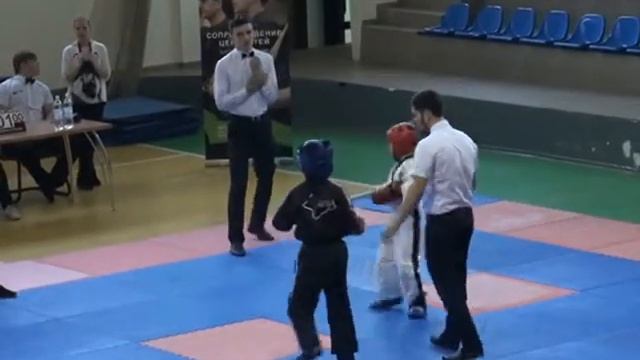 Гриченюк Юрий 1.1 ПОИНТ 28.05.15 Кубок Крыма по кикбоксингу WAKO