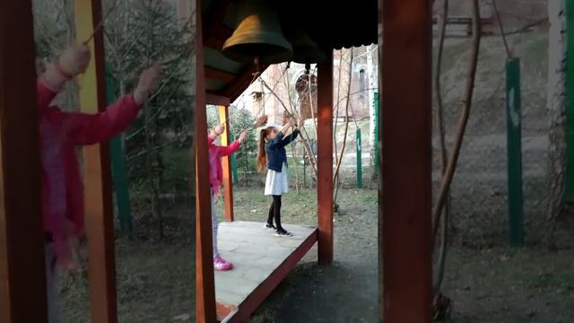 Березюк Аня гра на дзвонах