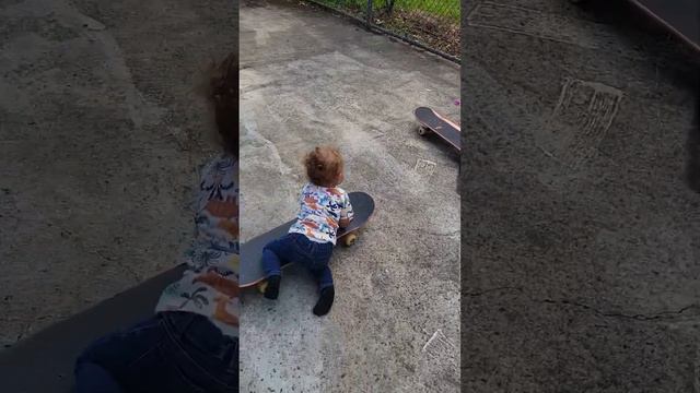 1-Year-Old Skateboarding Baby   ViralHog