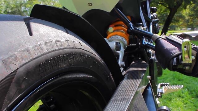 Husqvarna Nuda 900R - Sound & Beauty