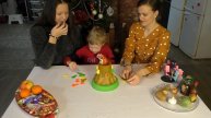 Веселый Челлендж Вкусная или невкусная еда. Crazy белка