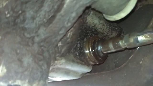 уходит масло?,замена сальника кулисы Славута