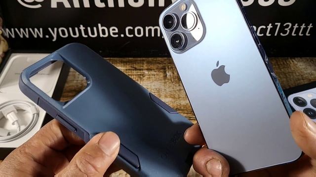 iPhone 13 Pro Unboxing | UAG Metropolis LT Series Case Review (3:54)