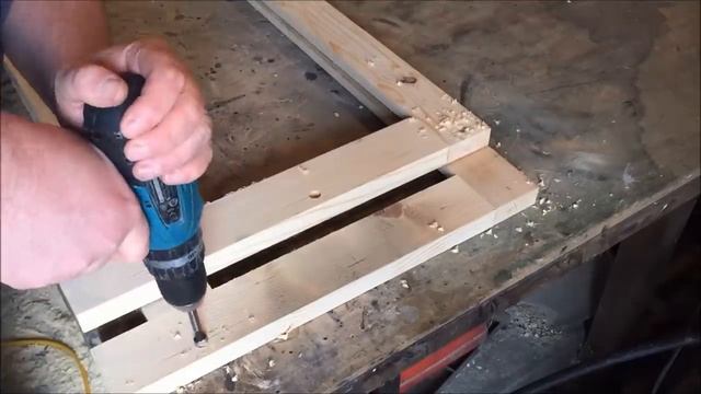 DIY Storage Bench