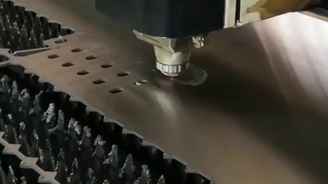 Лазерная резка нержавейки 4 мм