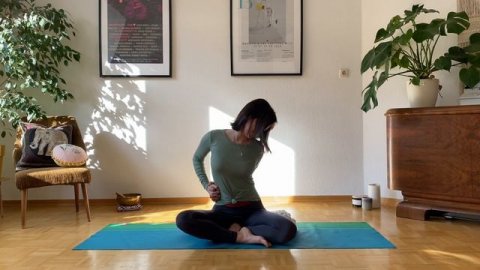 ЙОГА ОТ ГОЛОВНОЙ БОЛИ. Снятие головной боли за 10 минут. Йога от мигрени.