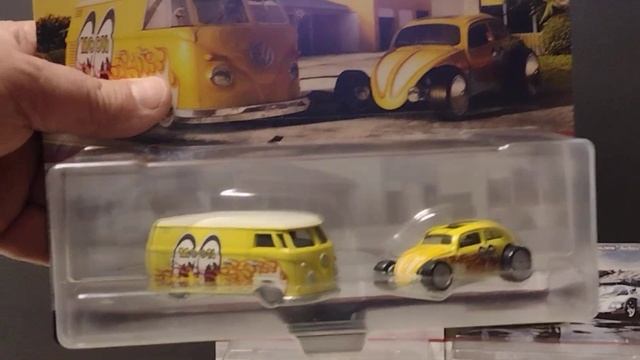 Hot Wheels CAR CULTURE '71 BRE DATSUN 510 / VOLKSWAGEN T1 PANEL BUS