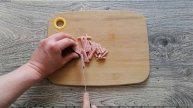 Салат из крабовых палочек с ветчиной и помидорами
