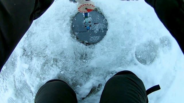 РЫБАЛКА НА ВОЛГЕ. ЖЕРЛИЦЫ.Ловля окуня на мормышку.река Волга.