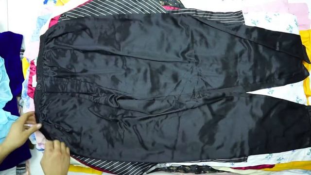 Мешок № 116098 Одежда для дома и сна, крем+ех. Италия. Арт 3507. Вес 33,8 кг. Кол-во 131 шт