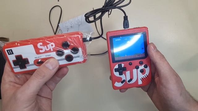 SUP 8Bit в руках