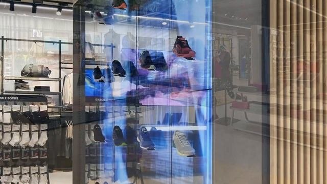 Asics Store In Amsterdam Mit HARO Parkett