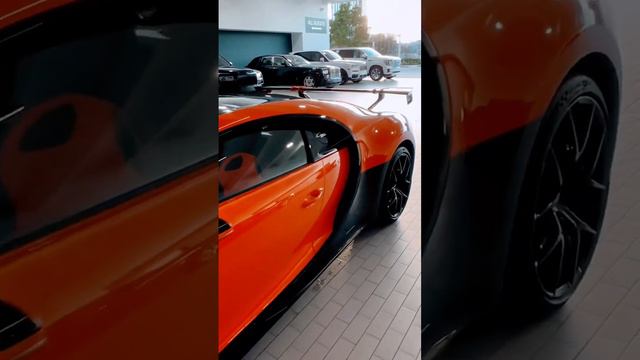This Flame Orange Bugatti Chiron is hot! 🔥🔥🔥