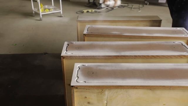 BLEACHING Antique Furniture | 2-Step DIY Wood Bleach Makeover