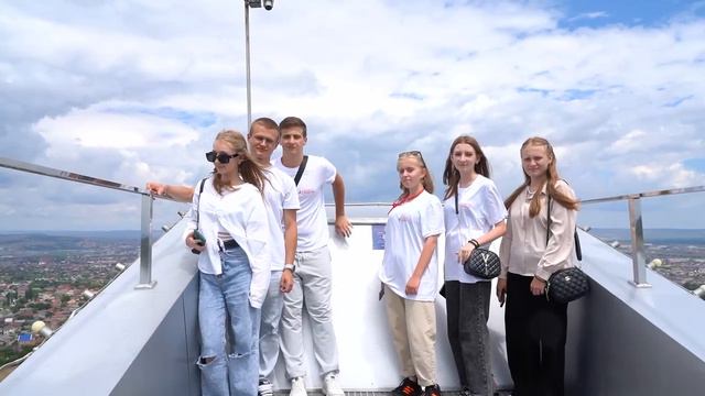 Участники «университетских смен» посетили смотровую площадку в пригороде Грозного