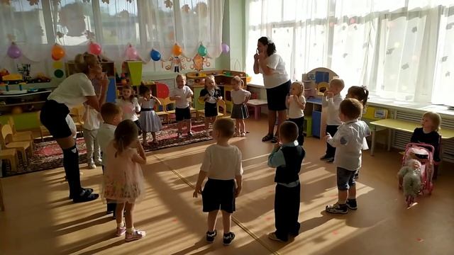 "Здравствуйте ладошки хлоп-хлоп-хлоп"