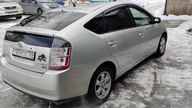 приус 2004