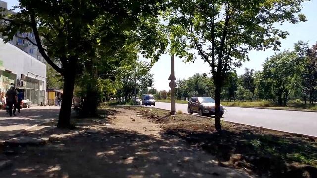 20 июня 2023.Мариуполь. Иду мимо рынка на 17м мрн-е и Космоса. Часть 3.