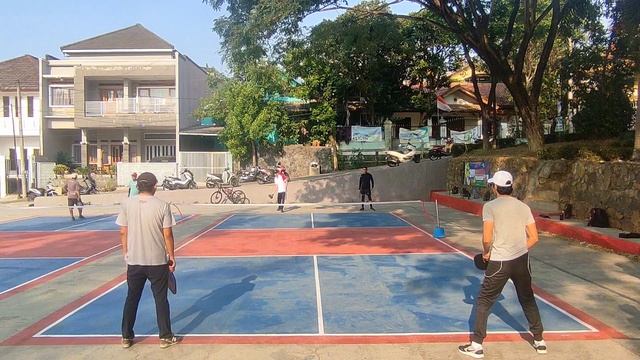 FUN AND HAPPY PICKLEBALL MATCH | Didi and Syafik vs Yoga and Bastian | Pickleball Indonesia