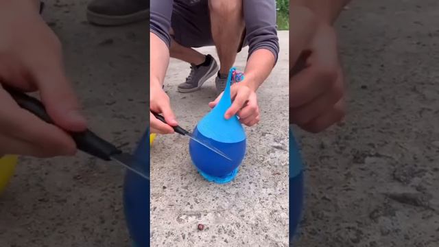 Как я сделал разноцветные ледяные шарики?!