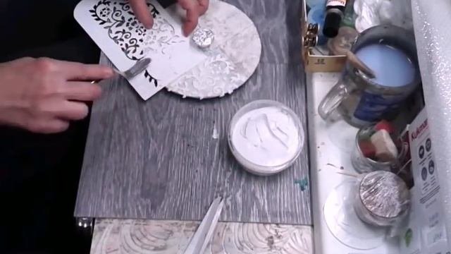 Декор банки фольгой и шпатлевкой. Diy.
