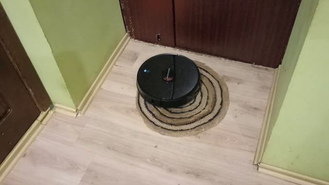 робот пылесос Lydsto R1 в боевых условиях