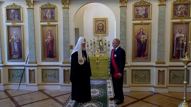 Патриарх Кирилл наградил Владимира Путина орденом князя Александра Невского