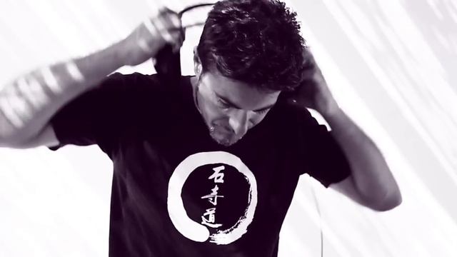 STONE TEMPLE TAO: Taiji Quan (TAI CHI), Qi Gong, Kung Fu and... RAP MUSIC by "Stone Temple Crew"!