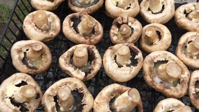 Шампиньоны на углях. Самый простой рецепт.