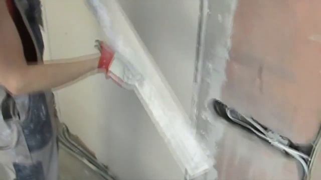 Штукатурка стен по маякам в домашних условиях
