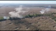 Подрыв на мине одного танка украинских формирований и прилету по второму в лесопосадках возле населе