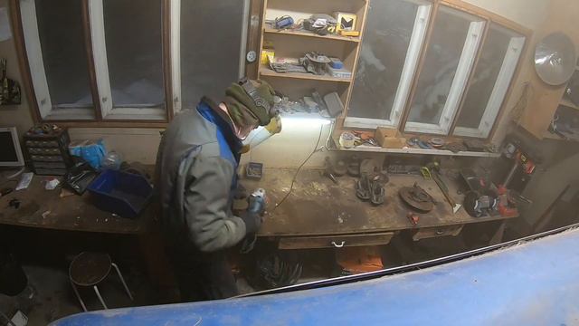 Alustan osien puhistusta ja maalausta (Sininen 2101 Lada -71) #19