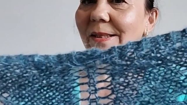 Сочи-Адлер!Отдых на море!День третий! Про вязание!У меня  связана еще одна косынка спицами из Кауни
