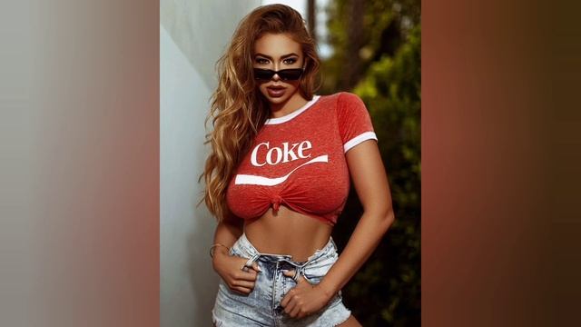 Amazing Curvy Model Antje Utgaard  Wiki Biography | Body Measurements, Net Worth, Body Positivity
