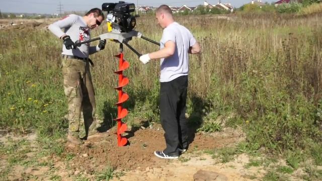 Мотобур Iron Mole C-7.mp4