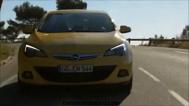 Novo Astra GTC 2011 | Centrum Douro