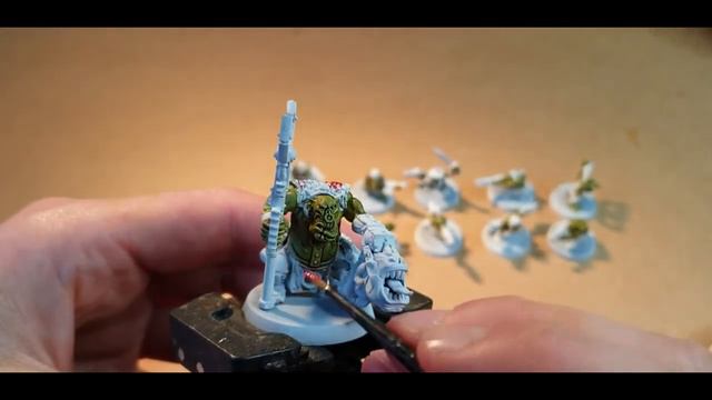Santa And His Little Gretchin Helpers (Warhammer 40K Orc Painting Video)