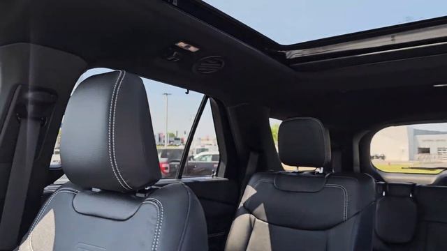 2023 Ford Explorer Libertyville, Vernon hills, Gurnee, Niles Palatine 3F136