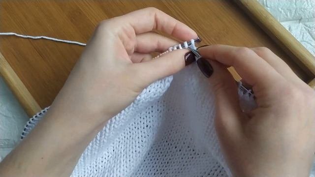 Жилет спицами  Утолщенный боковой край и резинка с подгибом. Как завершить вязание жилета?