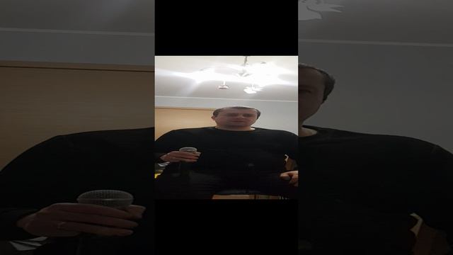 песня Виктора Цоя "Группа крови на рукаве"