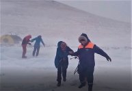Ураган на Байкале сдул туристов. Вызывали спасателей