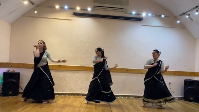 Sharara Sharara  Mere Yaar Ki Shaadi Hai  Dance Group Lakshmi  Diwali Concert By ICC Lakshmi
