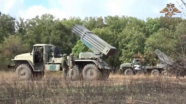 Molchat Doma - Tancevat  Молчат Дома  - Танцевать  Russia - Ukraine War 2022 Footage