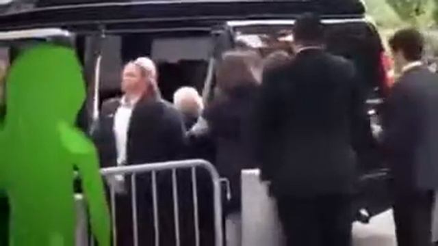 Hillary Clinton ft. Pepe